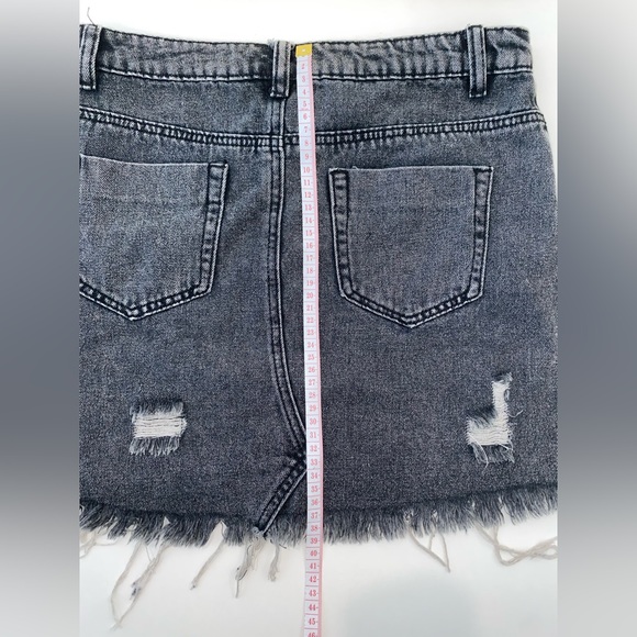 Signature8 Denim Skirt Size Medium - Picture 6 of 10